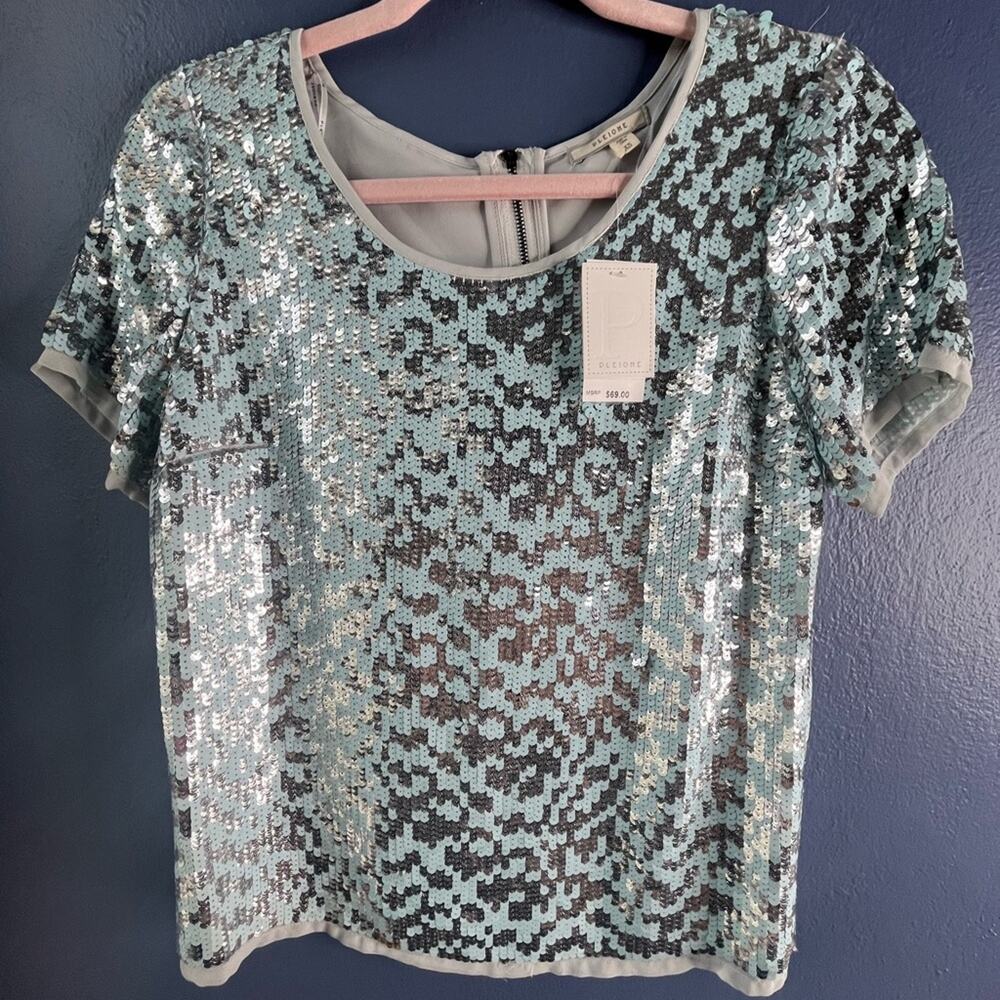 Pleione Sequin Short Sleeve Top zip back Silver and light blue XS NWT
